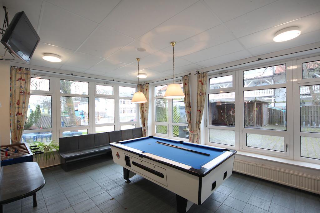 DJH Jugendherberge Ostseebad Binz Exterior foto